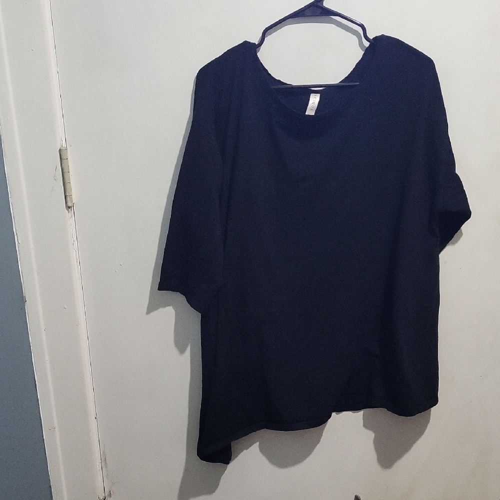 Cacique Black Garment